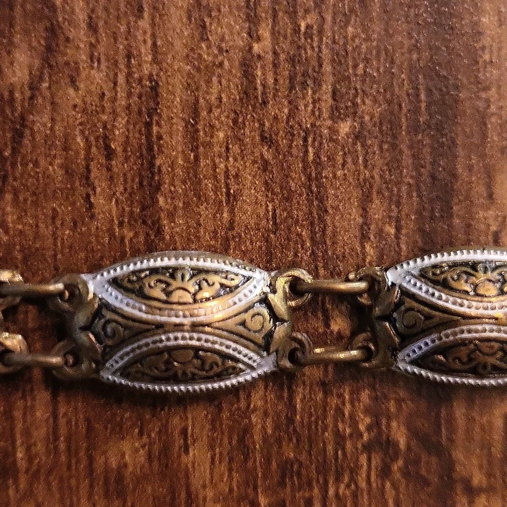 Vintage Bronze Colour Bracelet - Picture 5 of 6